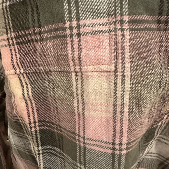 NWT Old Navy- pink, cream, and gray flannel shirt- Petite XXL - Picture 2 of 4